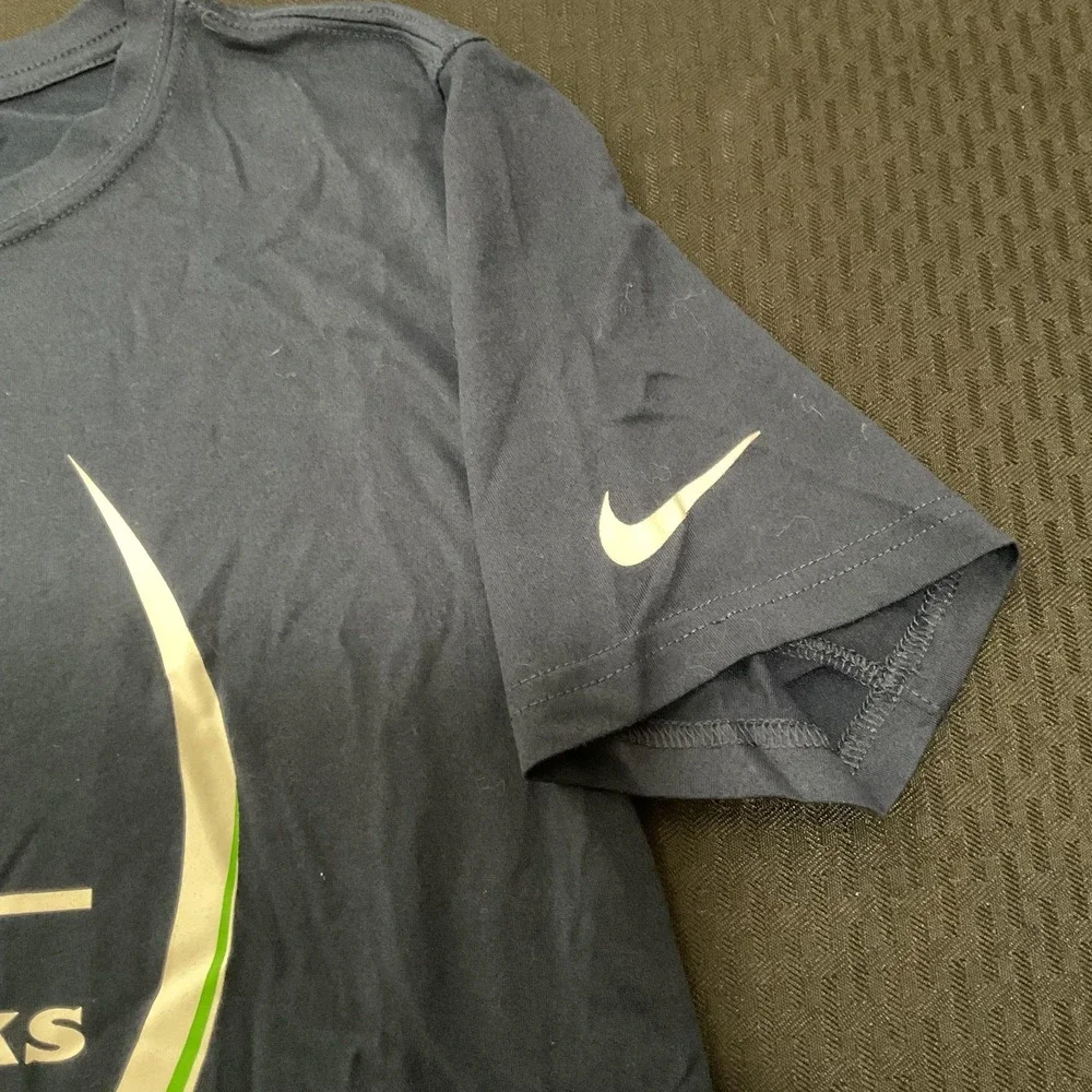 Seattle Seahawks Shirt Mens Small‎ Blue NFL Football Nike Dri Fit Tee T-Shirt
